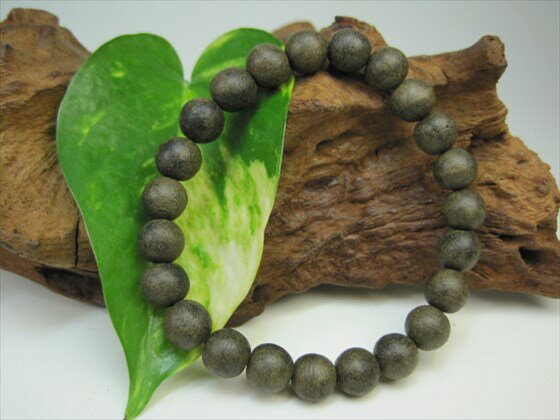 【ブレスレット】キャラ(伽羅)ベトナム産品質AAAΦ10±0.3mm【一点物】