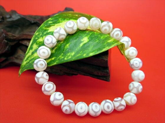 【均一ブレスレット】虎牙三眼天珠・白Φ8±0.2mm