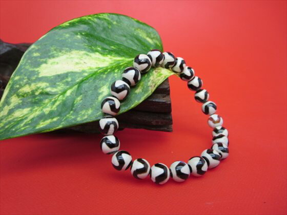 【均一ブレスレット】虎牙天珠・黒Φ8±0.2mm