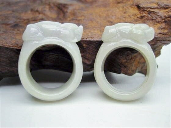 ※訳あり※【飾り物:貔貅(ヒキュウ)リング】翡翠(ジェダイト)