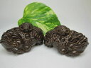 【置物】沙沈木三脚蟾蜍ペア(サンキャクセンジョ)コウモリ64×34×34mm