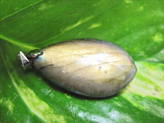 【ペンダントトップ】ラブラドライト7g【一点物】