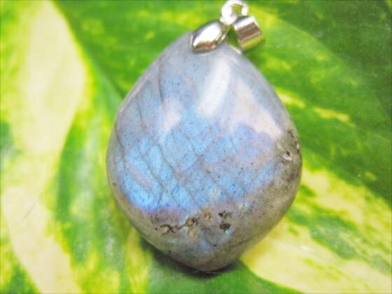 【ペンダントトップ】ラブラドライト8g【一点物】