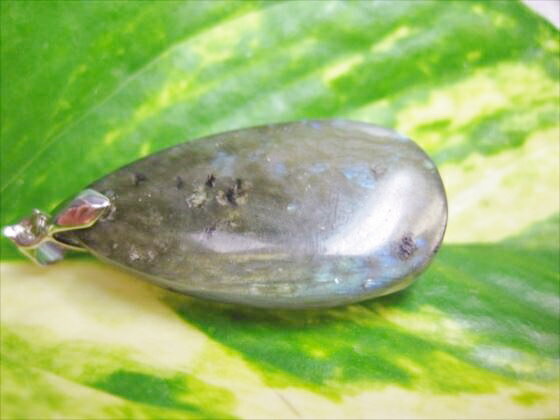 【ペンダントトップ】ラブラドライト8g【一点物】