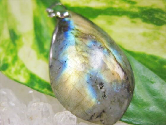 【ペンダントトップ】ラブラドライト7g【一点物】