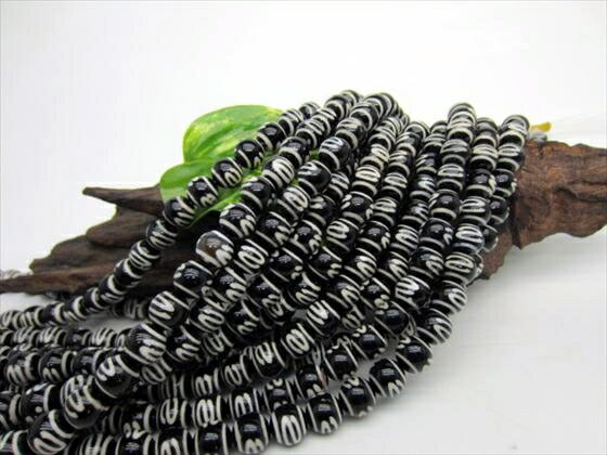 【半連売り商品】金銭鈎天珠・黒Φ8±0.2mm