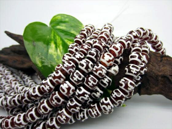 【半連売り商品】寶瓶天珠・赤Φ8±0.2mm