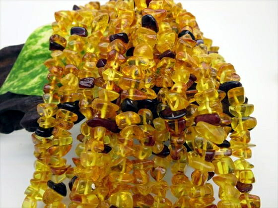 【さざれ連売り商品】天然琥珀品質AAA39cm