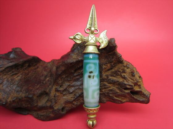 【チベット製品:ペンダントトップ】逆九眼天珠十字降魔杵107×14mm【鉱物入り】【一点物】