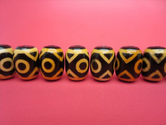 【チベット天珠】金剛虎牙三眼天珠約17.5×13±0.5mm