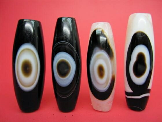 【チベット高級天珠】羊眼板珠・天眼珠【水晶入り・4粒SET】【一点物】