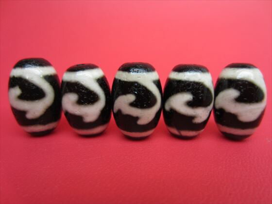 ※訳あり※【チベット風化天珠】緑度母天珠18×12.5±1mm【馬蹄痕】