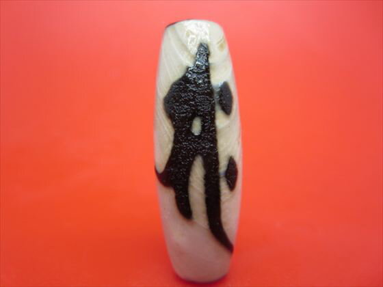 【チベット天珠】万字勢至菩薩天珠(サク)約39×14mm【龍鱗加工】【一点物】