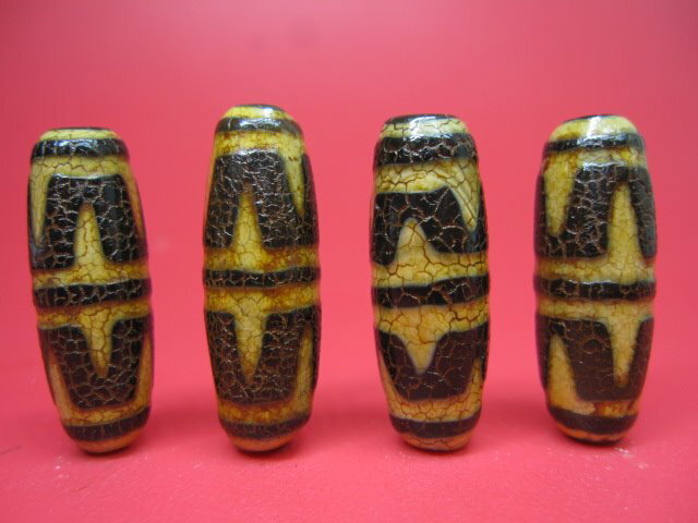 【チベット火供天珠】四線虎牙天珠30×10mm