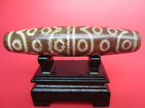 【チベット天珠】三十眼天珠【木製台座付き】【一点物】