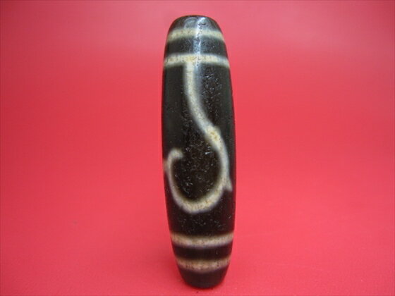 【チベット天珠】緑度母天珠油潤加工【馬蹄痕】