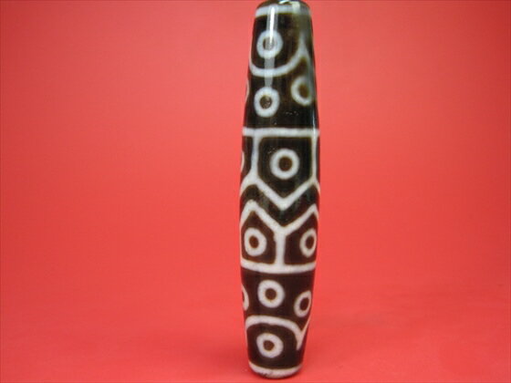 【チベット天珠】亀甲十二眼天珠【馬蹄痕入り】