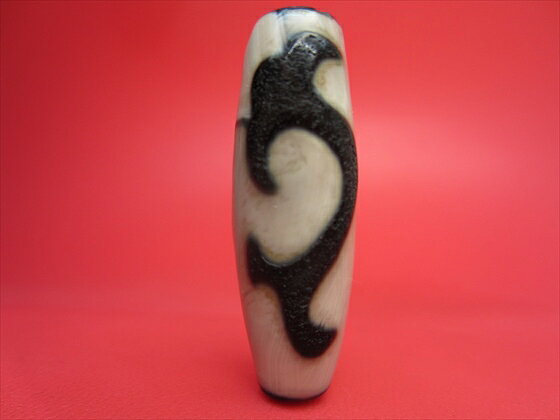 【チベット天珠】如意文殊菩薩天珠(マン)【龍鱗加工・天然模様入り】【一点物】