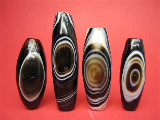 【チベット高級天珠】羊眼板珠・天眼珠【水晶入り・4粒SET】【一点物】