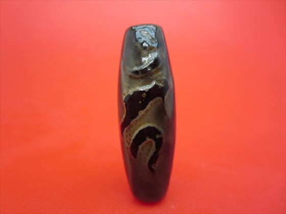 【チベット老天珠風天珠】万字不動明王天珠(カーン)約39×13mm【一点物】
