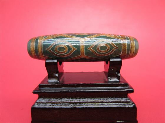 【チベット天珠】龍眼天珠【木製台座付き】【一点物】