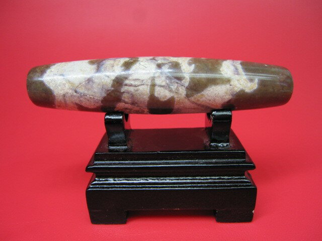 【龍神紅朱砂天珠】 台座付き