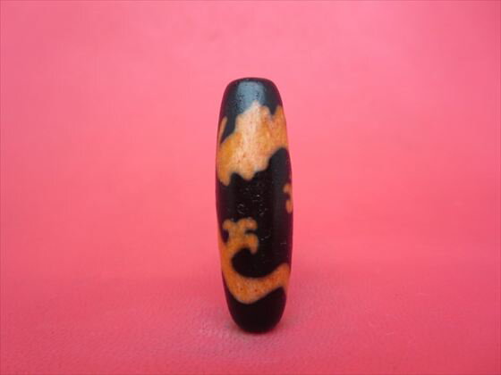 【チベット天珠】騎龍観音天珠油潤加工約38×12mm【馬蹄痕】【一点物】