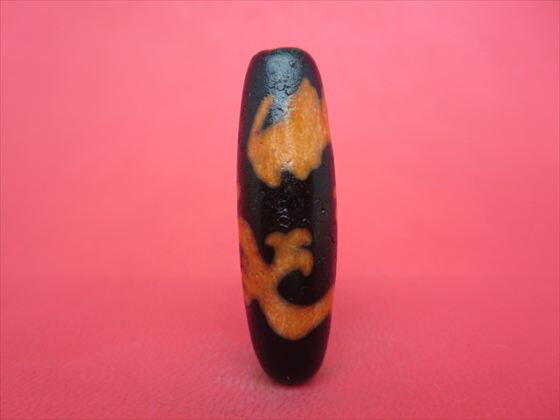 【チベット天珠】騎龍観音天珠油潤加工約39×12mm【馬蹄痕】【一点物】