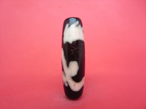 【チベット天珠】龍神天珠油潤加工約37×11mm【馬蹄痕】【一点物】