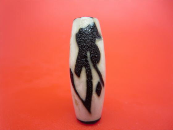 【チベット天珠】如意虚空蔵菩薩天珠(タラーク)約39×14mm【龍鱗加工】【一点物】