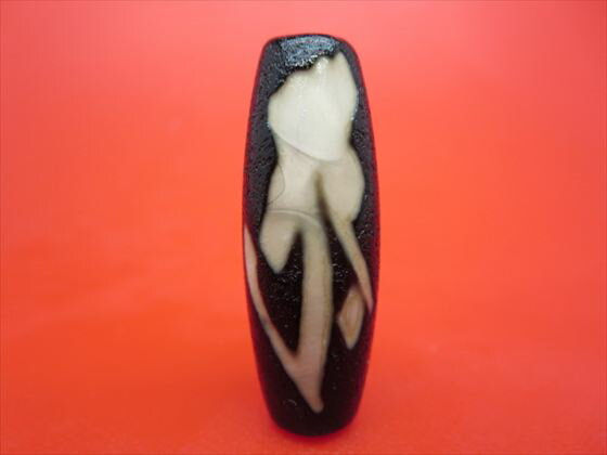 【チベット天珠】如意虚空蔵菩薩天珠(タラーク)約39×14mm【龍鱗加工】【一点物】