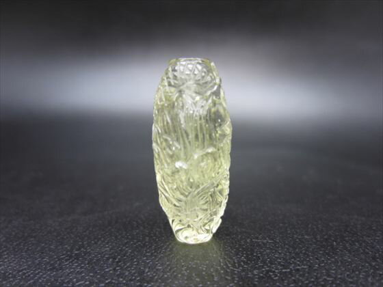 【リビアングラス天珠】手彫り龍神天珠3.4g約25×11mm【鑑別済み】【一点物】