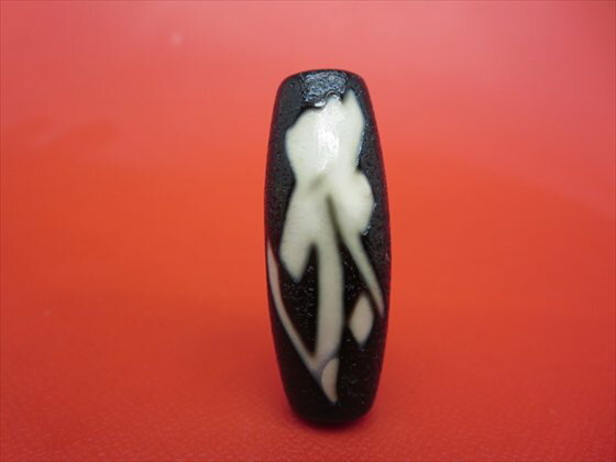 Dzi Beads - 【チベット天珠】如意虚空蔵菩薩天珠(タラーク)約38×14mm【龍鱗加工】【一点物】