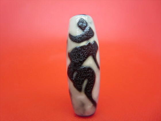 【チベット天珠】如意不動明王天珠(カーン)約39×14mm【龍鱗加工】【一点物】