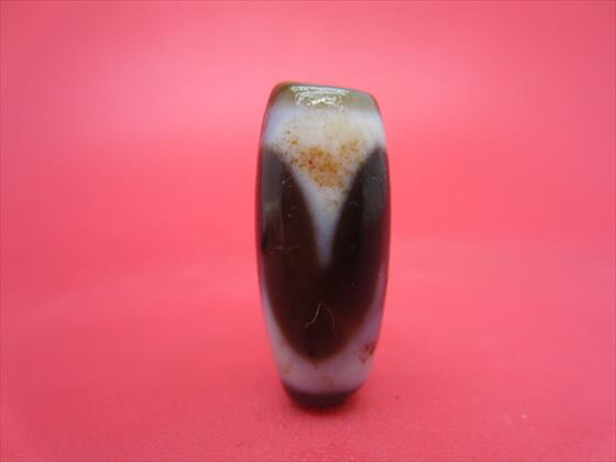 【虎牙紅朱砂天珠】【馬蹄痕】【一点物】