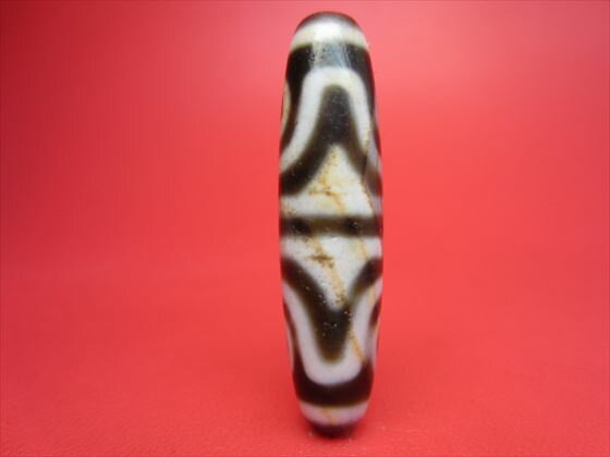 【虎牙四眼紅朱砂天珠】【馬蹄痕】【一点物】