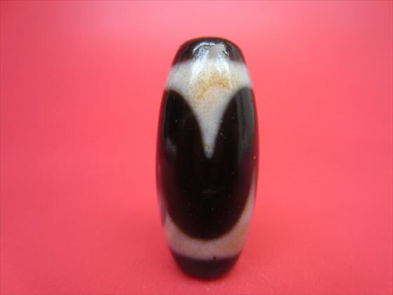 【虎牙紅朱砂天珠】【馬蹄痕】【一点物】