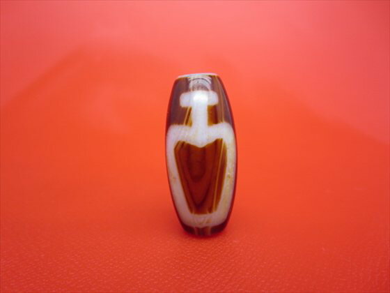 【チベット天珠】寶瓶天珠約31×14mm【天然模様入り】【一点物】