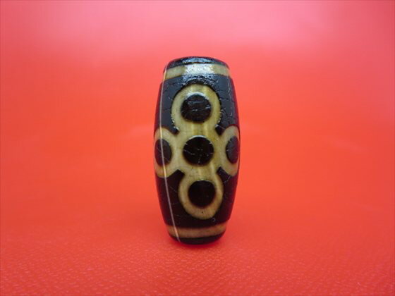 【チベット火供天珠】閃電五眼天珠約30×14mm【天然模様入り】【一点物】