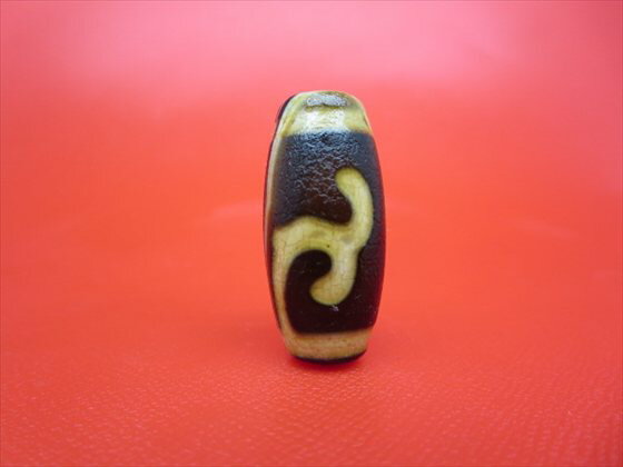 【チベット火供天珠】緑度母天珠約30×14mm【天然模様入り】【一点物】