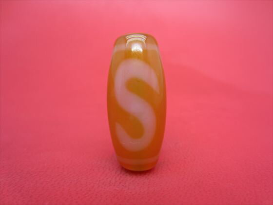 【チベット紅玉髄天珠】虎牙金銭鈎天珠カーネリアン約30×13mm【一点物】