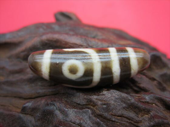 【チベット風化天珠】二眼天珠約38×13×10mm【牛角】【一点物】