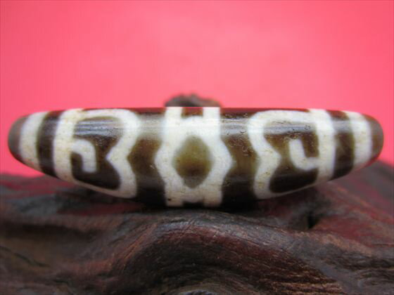 【チベット風化天珠】蓮師法帽天珠約55×16×10mm【牛角】【馬蹄痕】【一点物】