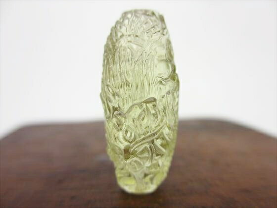 【リビアングラス天珠】手彫り龍神天珠約3.91g約26×11.8mm【鑑別書付き】【一点物】