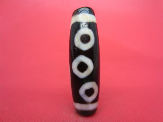 【六眼紅朱砂天珠】約40×12mm【馬蹄痕】【一点物】