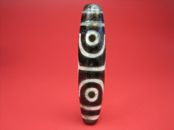 【チベット銀線天珠】虎牙四眼天珠油潤加工【馬蹄痕入り】