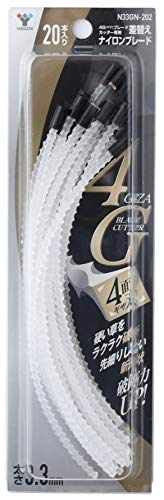 20本付-/太さ:3.3mm/N33GN-202・Size:太さ:3.3mmStyle:20本付・パッケージ個数:1・仕様コード太さ：3.3/20本入・特徴硬い草もラクラク切断なナイロンコードです。四方にノコギリ形状の刃を出すことで切れ味抜群!硬い草もラクラク破断します。先細りしない新形状で、最高の刈り心地が持続します。25以上の刈払機でご使用ください。破断力はそのままに、もたつきを軽減します。硬いものに当たっても破損の心配がないので、コンクリートやフェンスなどの障害物のある周辺での作業も安心です。コードの先端で効率良く、草刈りが出来ます。ストッパーからコードが抜けにくい樹脂製ストッパーです。プラスチックごみなので分別の必要もありません。●極太3.3mm4Gブレード、4面ギザ刃で硬い草でもラクラク破断！。 ●先細りしない新形状で、最高の刈り心地が持続します。 ●材料から製造まで一貫した国内生産。 ●ストッパーからコードが抜けにくい樹脂製ストッパー。 ●25以上の刈払機でご使用ください。 ※高負荷を与え続けると、他のナイロンコード同様に折損します。