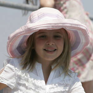 キッズ｜女の子の日焼け防止に！おしゃれでつば広な子供用帽子のおすすめは？