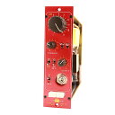 Little Devil Pre Amp API 500 MicPre Module製品の概要●サウンドを彩るビンテ−ジ系質感のマイクプリトラックに音楽的な色彩を与え、活き活きとしたサウンドに仕上げるソリッド・クラスAのAPI500対応のマイクプリアンプモジュール。Germaniumシリーズに通ずるFeedback機能を搭載し、独自の設計による倍音ハーモニクスの自在のコントロールを達成しています。楽曲にぴったりのサウンドキャラクターをこれほど追い込めるマイクプリアンプは他にはないでしょう。多彩なサウンドキャラクターを自在に操れるため、マイクのみならず、あらゆるライン音源にアナログ特有の深みを加えたり、フロントの楽器入力を活用したベースやギターのダイレクトレコーディングを行うなど、正に幅広いアプリケーションにご利用いただけます。一貫してアナログの素晴らしさをどんな場合にも最大限伝えてくれる頼もしい実力です。●フレキシブルなトーンのルーティングLittle Devil 500 PreはXLR、TRSフォーンなどフレキシブルな入力に対応します。またHiまたはLoインピーダンスに入力をスイッチングしたり、フロントの楽器用入力を活かしたり、まさにフレキシブルな入力ルーティングが可能です。また66dBものゲインをもつアンプ部分はリボンマイクなどの感度の低いマイクにも十分なパワーを送り込みます。●パワフルなトーンメイキング・ツール正に音を彫刻するかのような感覚の多彩なトーンバリエーションはLittle Devil Preの最大の魅力です。Brightスイッチやローカットフィルター、フェイズスイッチがサウンドにバリエーションを追加します。ビッグでオープンなクラスAデザインならではのサウンドは、Feedback/Biasコントローラーによって、さらなるトーンの冒険へ音楽家を誘います。あなたはありとあらゆるハーモニクスレンジで、楽曲にぴったりのトーンを見つけることができるでしょう。感覚的にノブやスイッチを操作するだけで、まるで質の良い楽器のようにサウンドは変化します。ソフトで美しいクラスA特有のクリッピングや、強く歪みコンプ感のある真空管のような歪まで自在に操ることが可能です主な特徴●48Vファントムパワー●66dBゲイン●セレクタブル・インピーダンス●バランスマイク or ライン入力●ローカットスイッチ●ブライトスイッチ●フェイズスイッチ●フィードバック/バイアスコントロール”Devil最高！Devil EQやCOMP、そしてこのPreAmpは最高のブーストを行う。キックやスネアドラムで試してみた瞬間に素晴らしいローエンドに驚いた。調整自在のFeedbackコントロールをはじめ、いったいWadeはどういう発想でこれを作り上げたのだろう！57やリボンマイクのサウンドを活き活きと再現するのにも、最高のプリアンプだよ。-Ryan Hewitt (Avett Brothers、 Red Hot Chili Peppers)”いったいどうやったらこんなサウンドが作れるのだろう！素晴らしい透明感がありながら、それでもたいへんキャラクターもあり、ミッドレンジのパンチ感も最高だ。トップエンドも一切失われず優秀だ。エレクトリックギターの録音には間違いなくトップチョイスになっているよ。Feedbackコントロールは倍音をたいへんよく加えてくれるので、サウンドをぐっと前に出すときに重宝している。Brightスイッチはボーカルのトラックを極めてナイスにドレスアップしてくれる。全くモダーンなビンテージをWadeは作り上げたものだ！本当に気分が良い。-Michael Wagener”Devil Preをギタートラッキングに使ってみた。NEVE 1073、 API 312 や TG-2と比較してみたが、オープンでただただ素晴らしいサウンドだ。Feedbackコントロールは驚異的だね。サウンドのmojoを本当に見つけ出してくれる。4台は欲しいと思っている、Little Devil EQや Compressorと組み合わせるんだ。-Shawn Dealey、 Engineer、 Counting Crows”アコギやエレキギターの収録で使用した。高域はシルキーで美しく、ミドルとローはクリィミイでタイトに引き締まっている！いままでに私が聴いてきたの中でもベストな一台になるだろう-Stuart Niven、 Sweetwater SoundAPI500互換の電源ラックが別途必要です。関連タグ：チャンドラーリミテッド プリアンプ microphone preamp リトルデビル仕様詳細・対応動作条件は、メーカーサイトの情報をご確認の上、お買い求めください