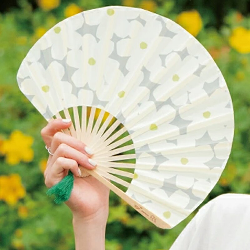【マラソンP2倍】 扇子 レディース W by Wpc. HAND FAN ギフトボックス入り せんす おしゃれ かわいい 袋付き センス のいい うちわ箱入り タッセル 花柄 北欧 ナチュラル 和装小物 和雑貨 夏 プレゼント ギフト プチギフト 女性用 キャンプ アウトドア Wpc. Patterns sunny-style-10008375 ひだまり雑貨店 サニースタイル サンプル画像3